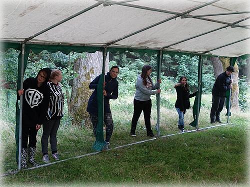 Stavba párty stanu 3