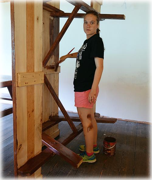 Natírání v jídelně