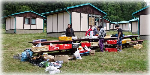 Třídění táborových věcí